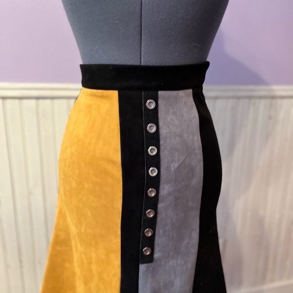 YAL midi skirt/ faux leather - Picture 3 of 10